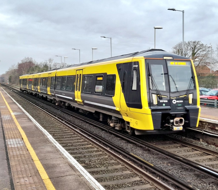 New Merseyrail train have taken 1st paying passengers 